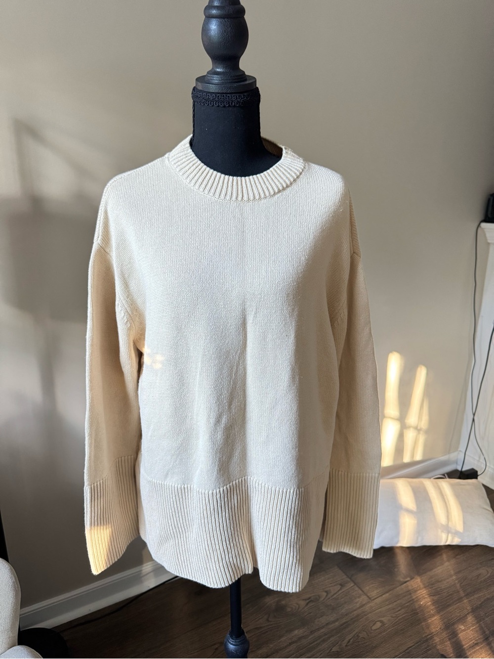 GAP Cream Crewneck Sweater